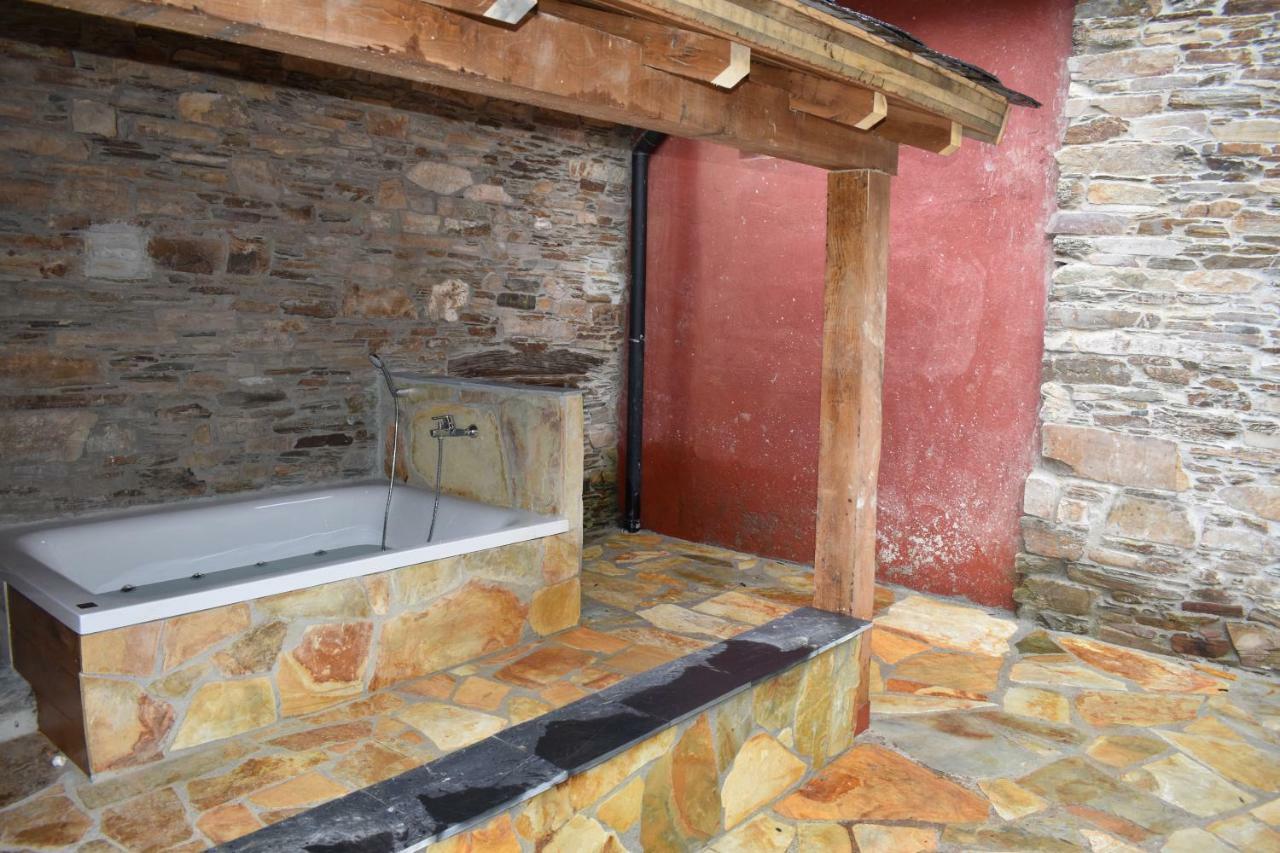 Isabel Artemis Es Apartment San Tirso de Abres Ngoại thất bức ảnh